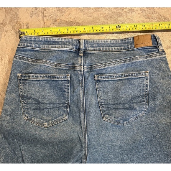 American Eagle Jeans Women's 14 Short Strigid Mom Jean Denim Distressed Stretch - Picture 5 of 6